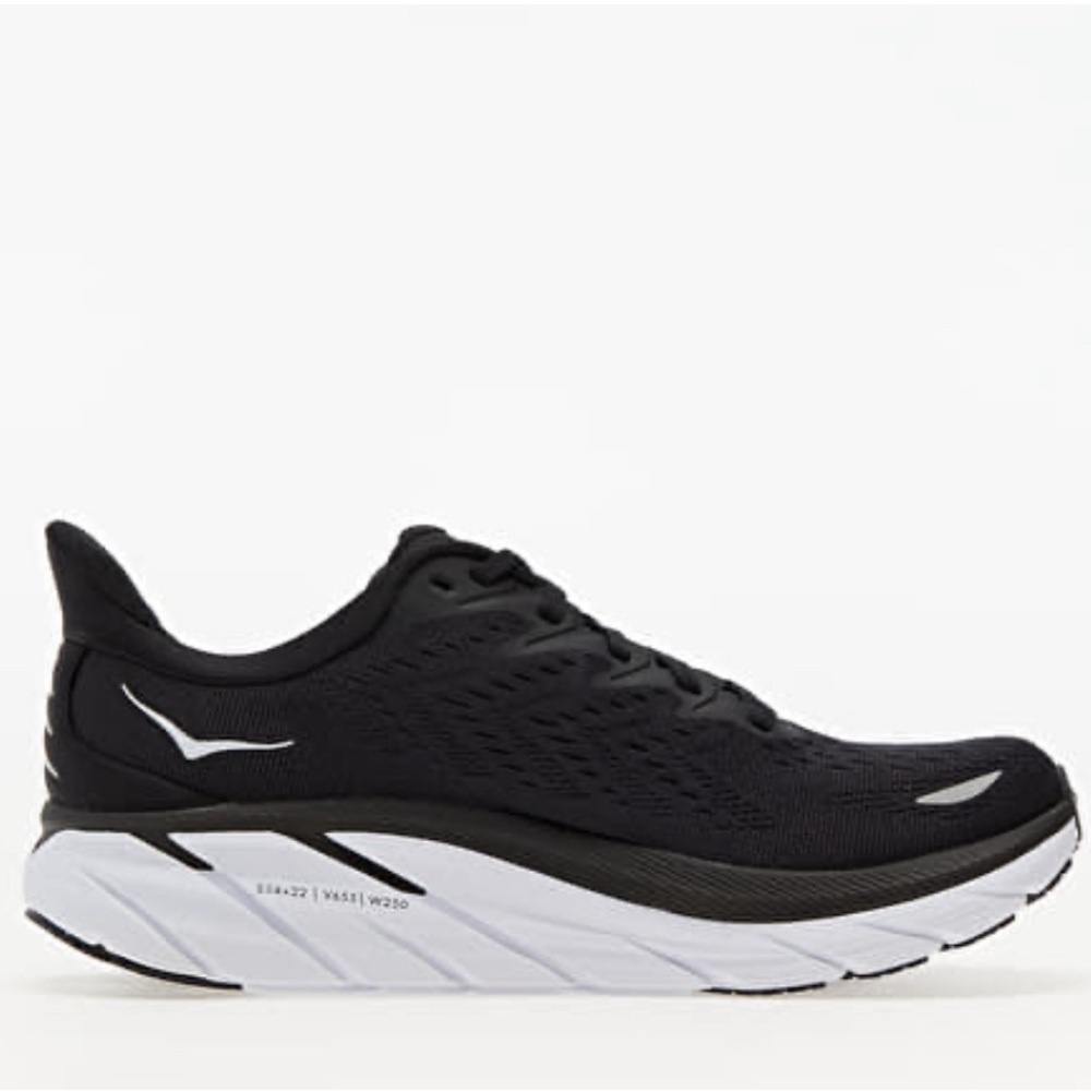 HOKA Men’s M CLIFTON 8 size 9.5D New